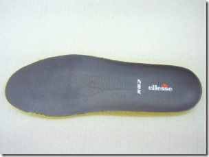 エレッセの保温防臭除湿性能のある靴の中敷き