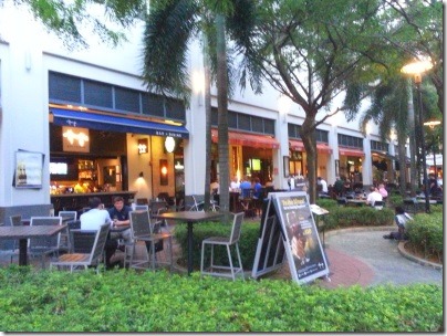 シンガポール川沿いのレストランやバー
